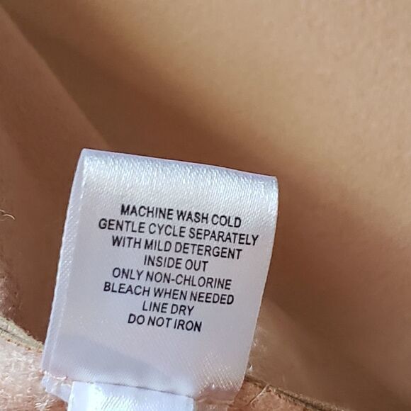 Marc New York Faux Leather Laser Cut LS Button Down Top SMALL - Picture 14 of 15